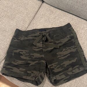 Sanctuary Olive Camouflage Shorts